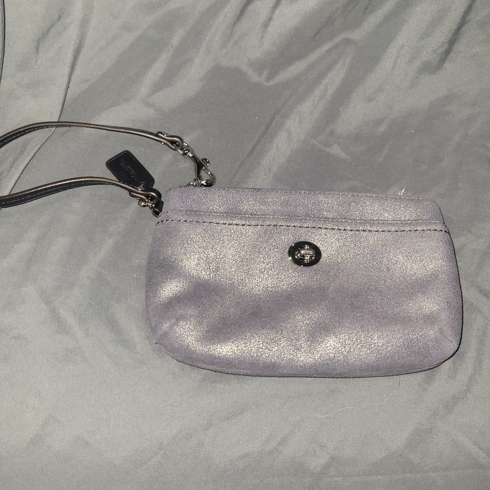 Coach Park Suede Ultra Navy Medium Wristlet Rare HTF
